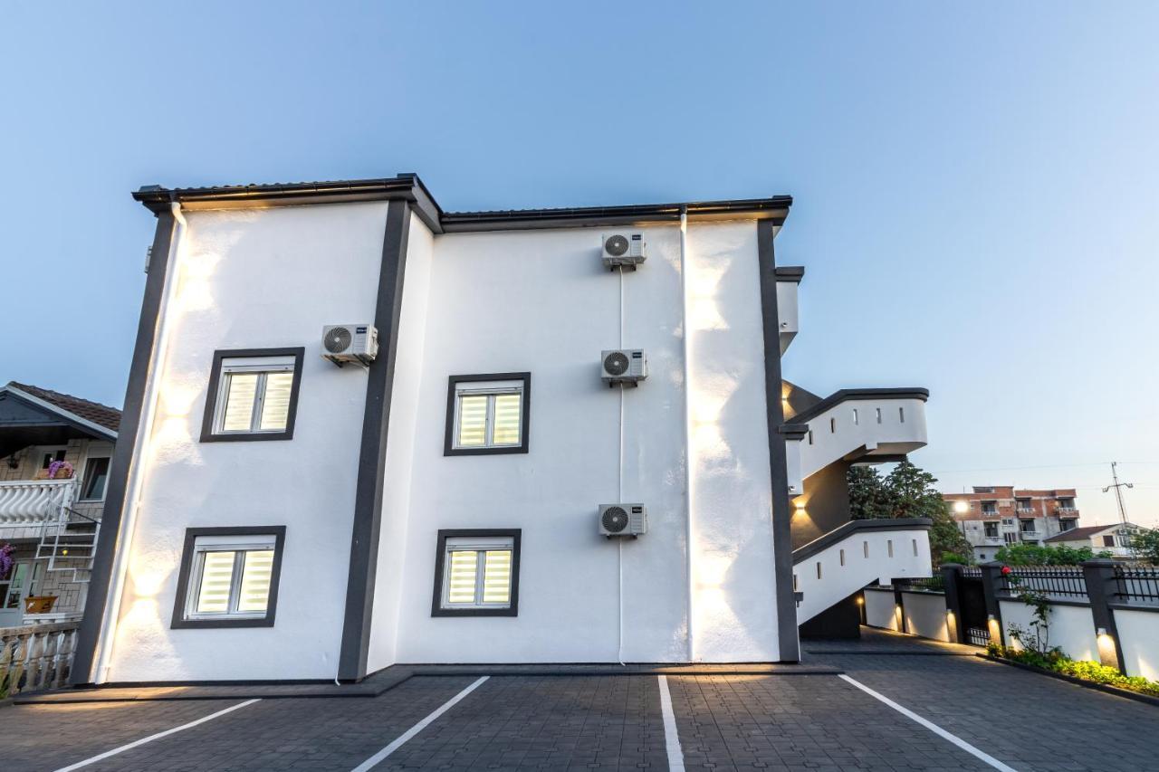 Apart-Hotel Prestige Ulcinj Kültér fotó