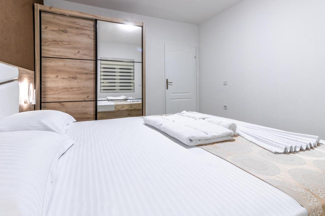 Apart-Hotel Prestige Ulcinj Kültér fotó