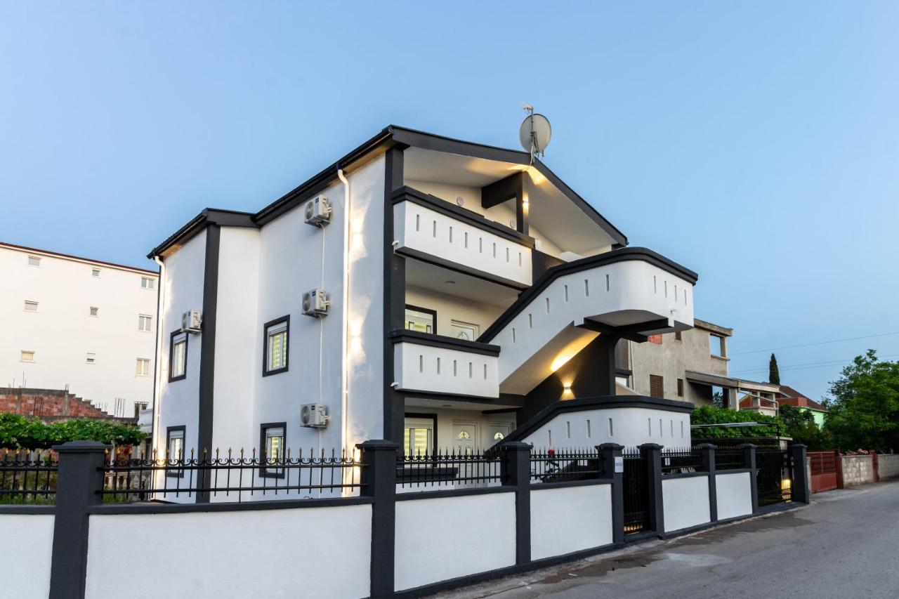 Apart-Hotel Prestige Ulcinj Kültér fotó